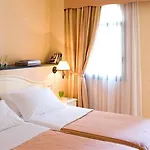 Hotel Monti E Mare *