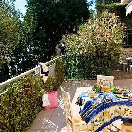 Monti E Mare Hotel Alassio