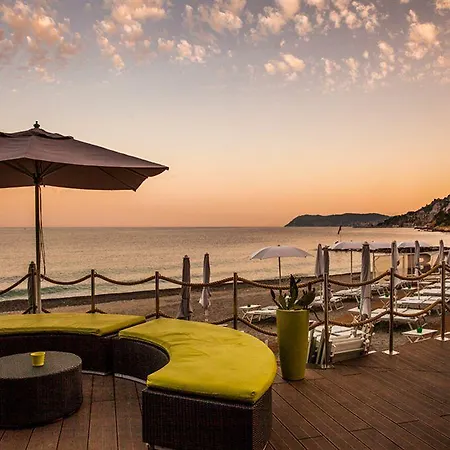 Hotel Monti E Mare
