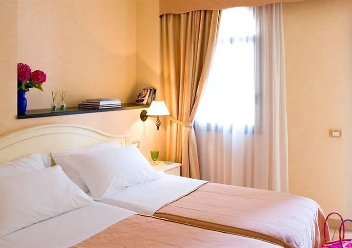 Hotel Monti E Mare *