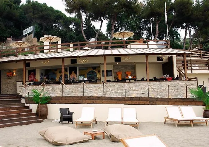 Monti E Mare Hotel *